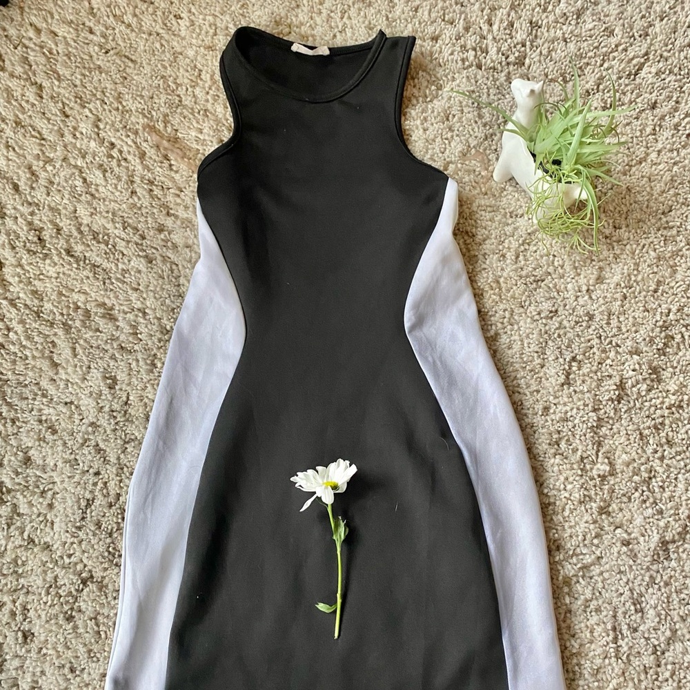 Unique vintage body con retro pop parts black white figure forming tight…